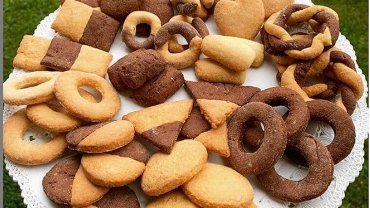 Home Made Ring Biscuit