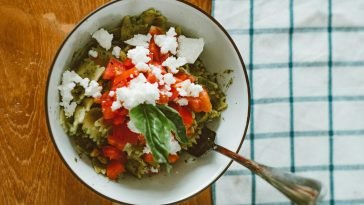 baked feta pasta tomato dish