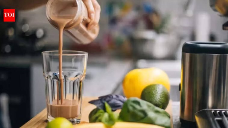 Seriously, These Weight Loss Smoothie Recipes Actually Work (and Taste Good!)